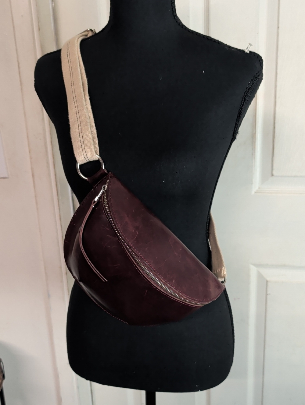 Bellerose Burgundy Leather Slingbag
